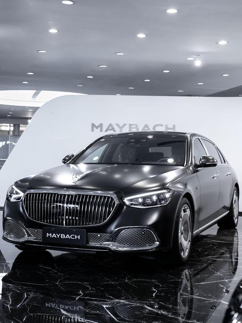 东莞19岚图汽车的售后服务让用户无忧出行，迈巴赫未来的豪华车趋势